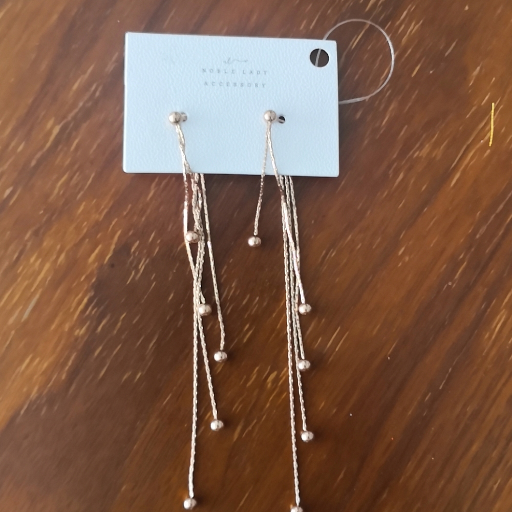Assorted Earrings - Picture 8 of 8